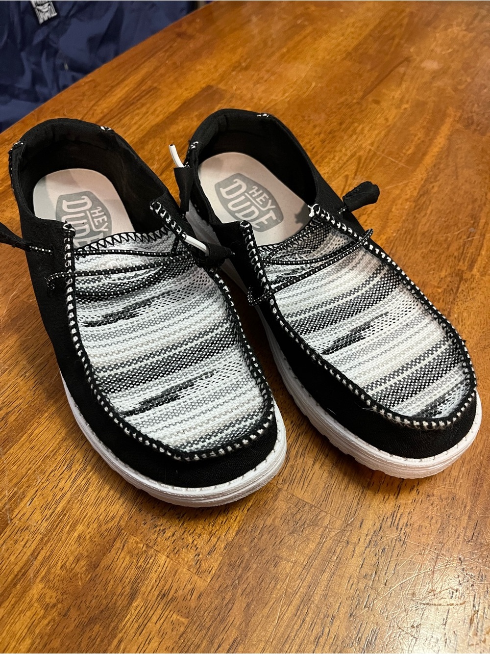 Hey Dude Wendy Boho Blanket - Size 9